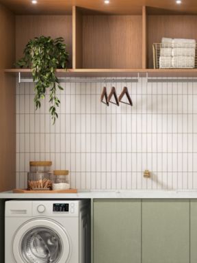 Lavanderia planejada com armários